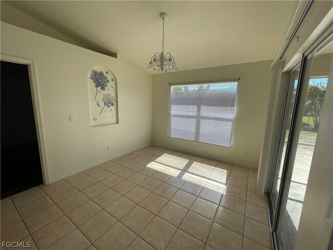 Foto del edificio - 1428 SW 29th St