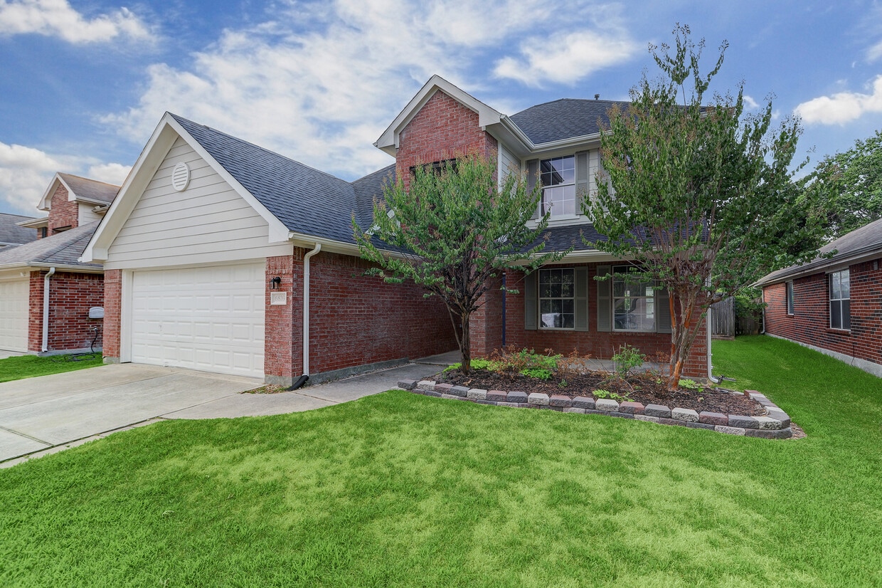6839 Atasca Creek Dr, Humble, TX 77346 House Rental in Humble, TX