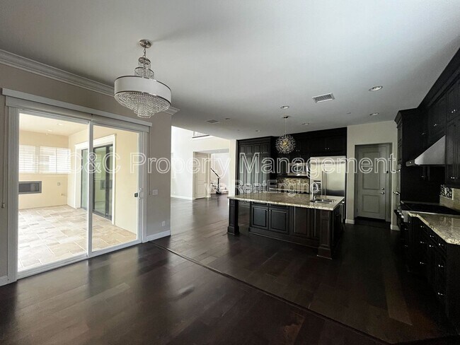 Building Photo - 53 Goldenrod