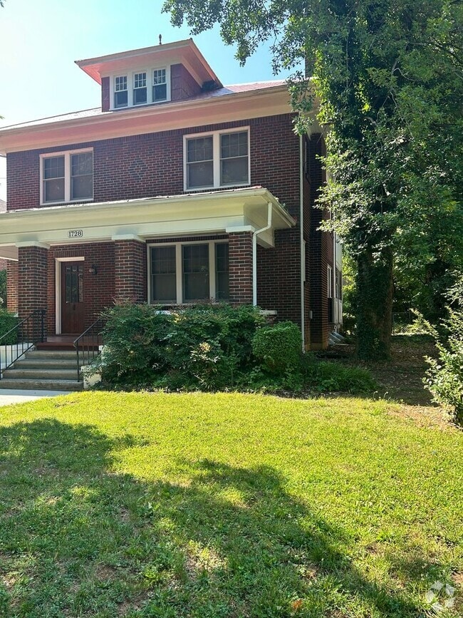Building Photo - 1728 Westover Ave SW