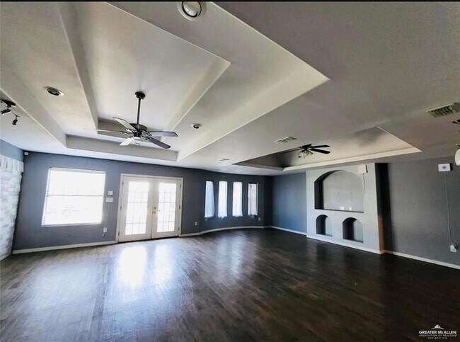 Foto del edificio - 8 Fudge Dr