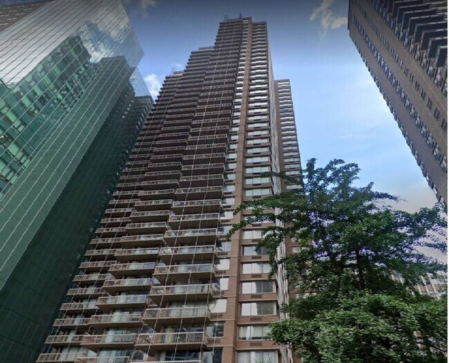 Building from outside - 235 E 40th St