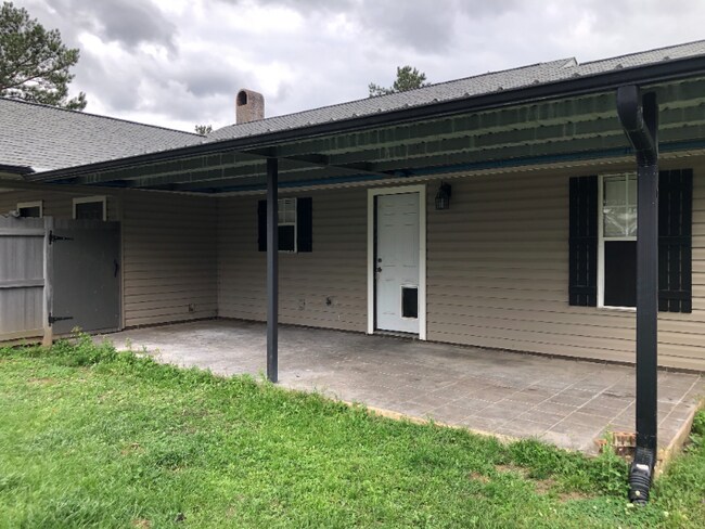 Building Photo - 110 Lacey Ln