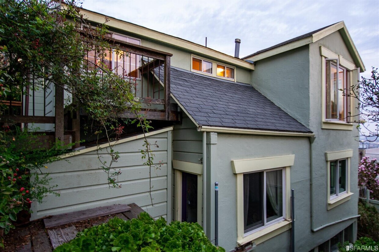 246 Bemis St, San Francisco, CA 94131 Apartment for Rent in San