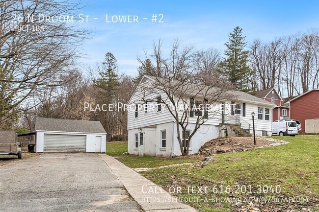Building Photo - 26 N Droom Updated 1 bedroom lower unit!