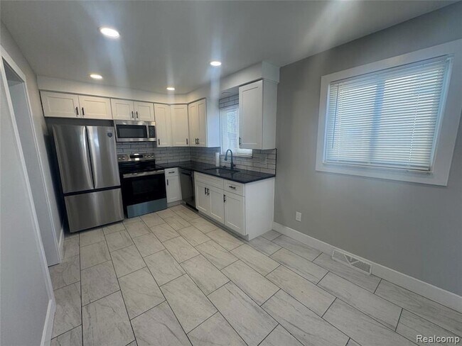 Foto del edificio - 12107 Centralia