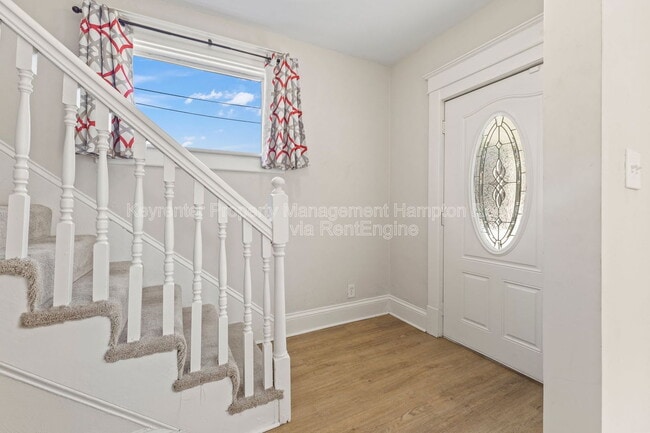 Foto del edificio - 3121 Vimy Ridge Ave