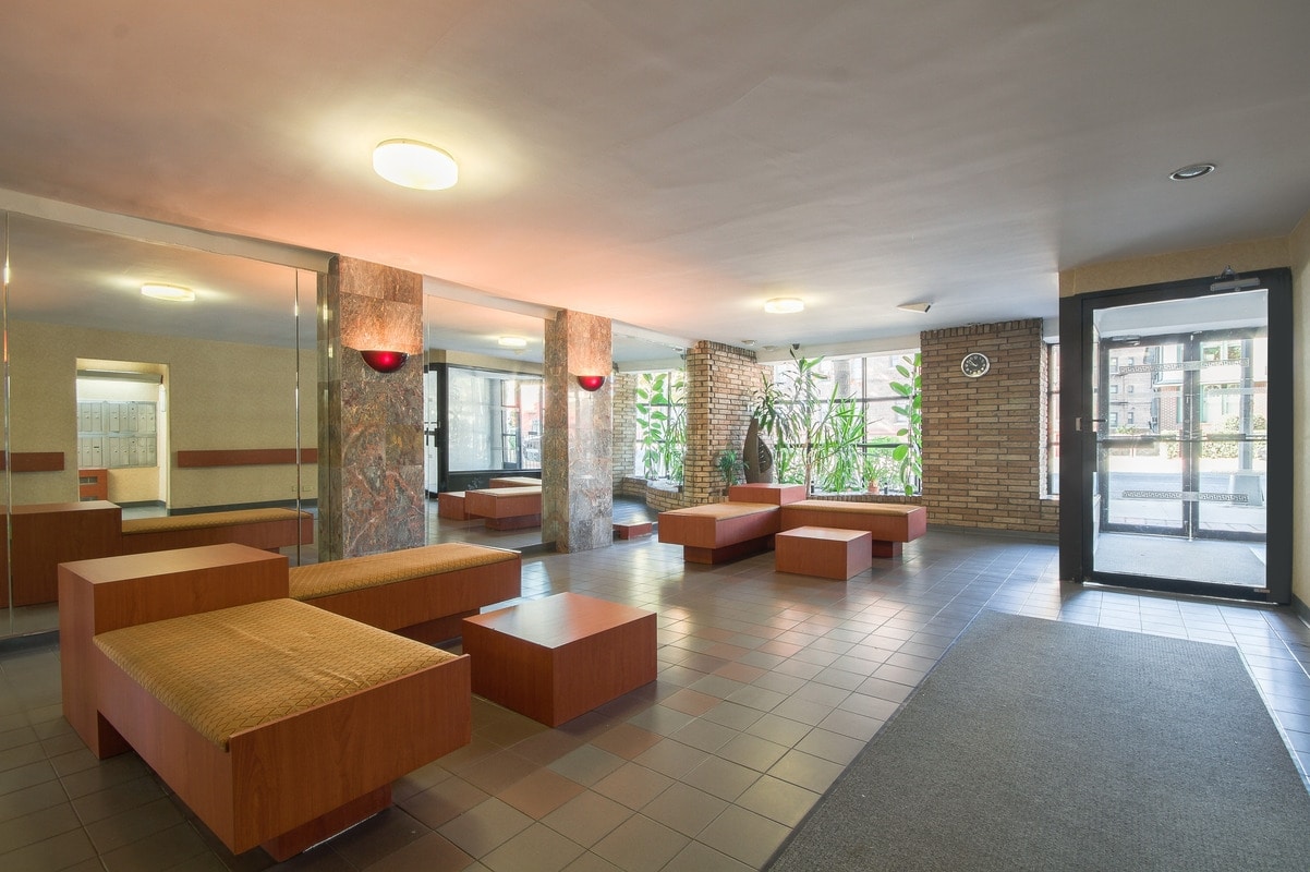 1801 Ocean Ave, Brooklyn, NY 11230 1801 Ocean Ave Brooklyn, NY