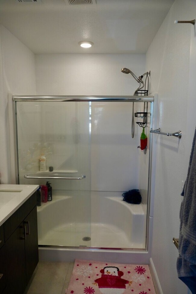 Building Photo - 131 Barringswell Ave