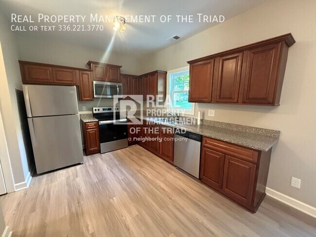 Foto del edificio - 2234 Nettlebrook Dr