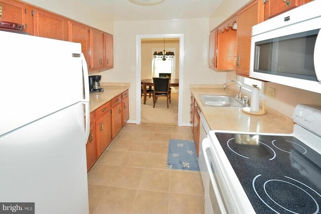 Foto del edificio - 1700 Prelude Dr