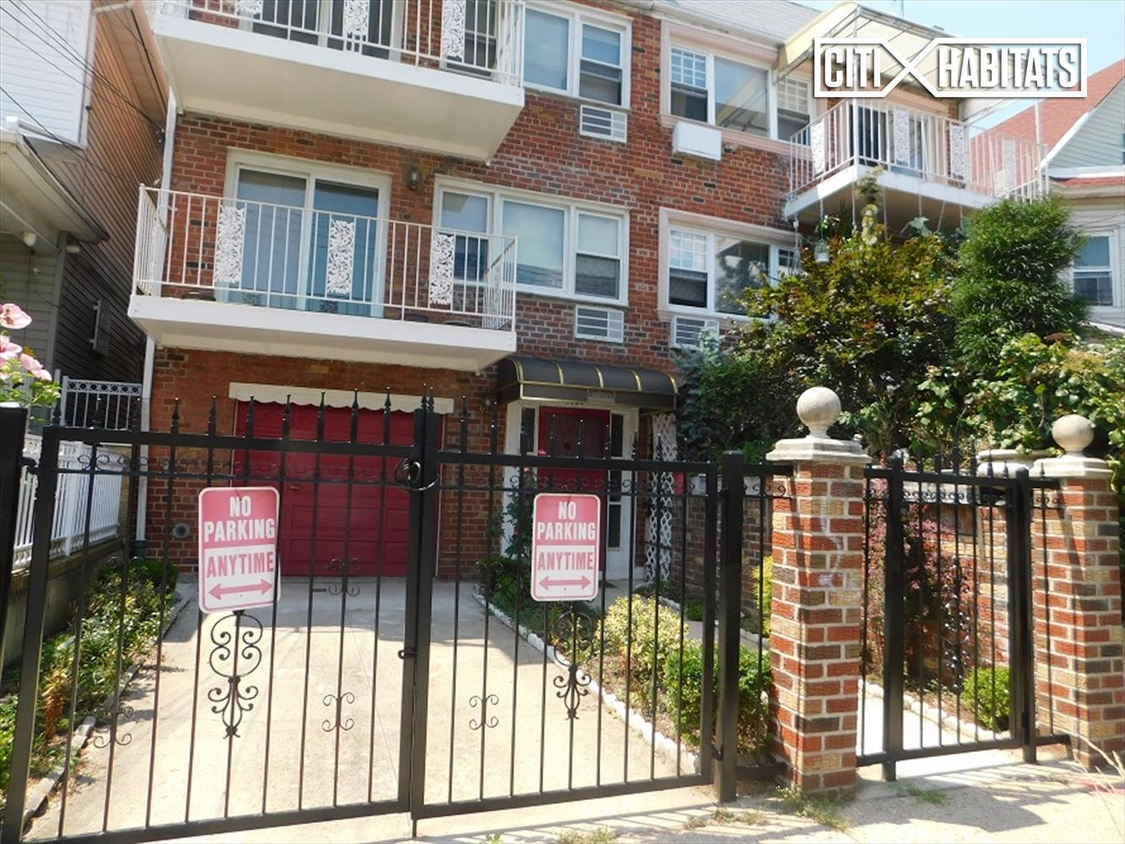 Primary Photo - 1650 New York Ave