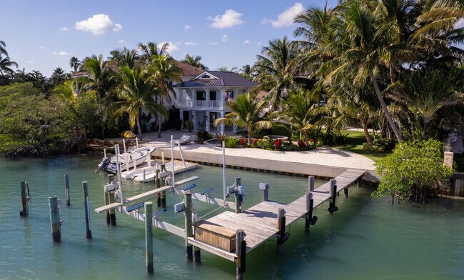 Building Photo - 19471 Harbor Rd S