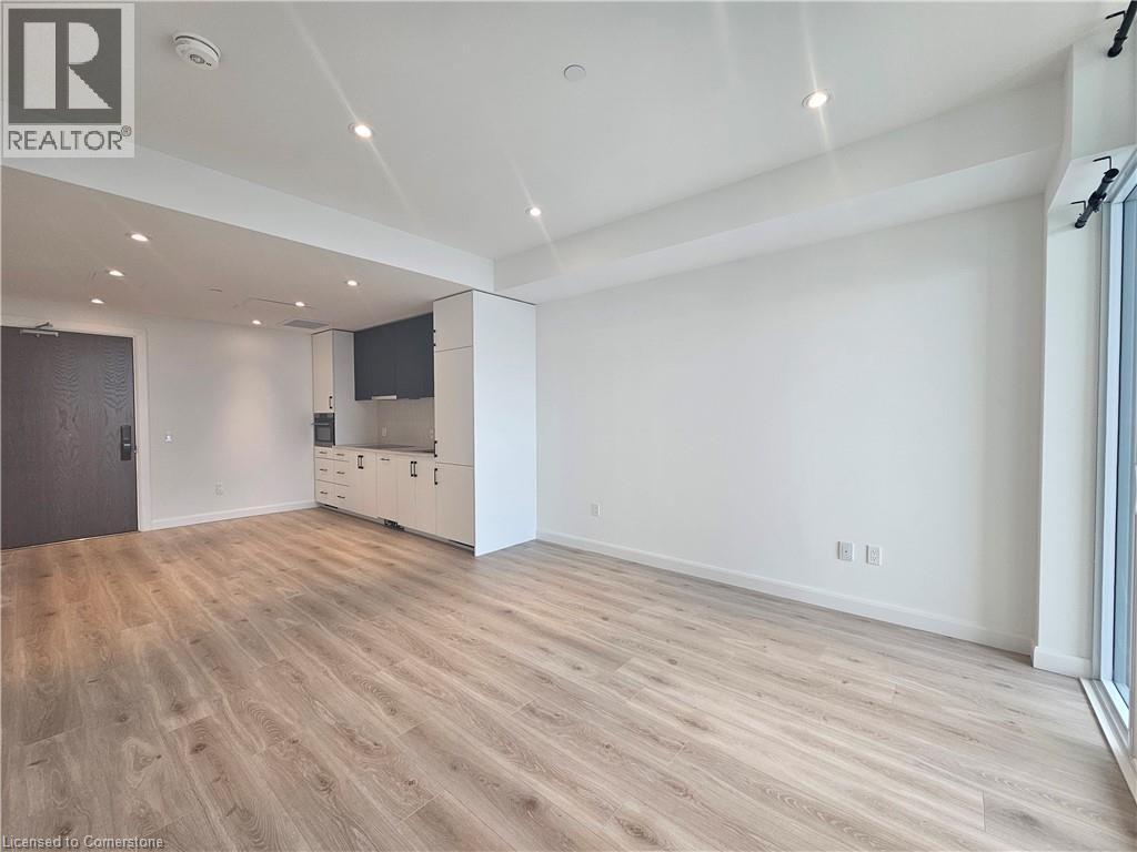 Photo principale - 741 King St W