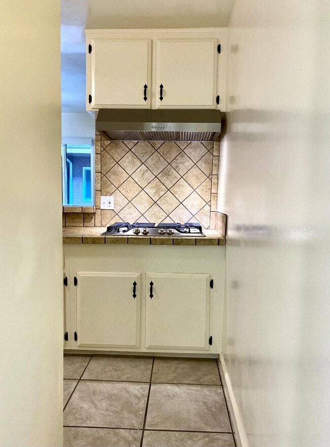 Foto del edificio - 24836 Walnut St