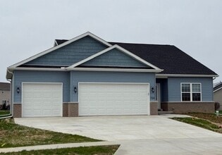 Building Photo - 728 Stephanie Ct