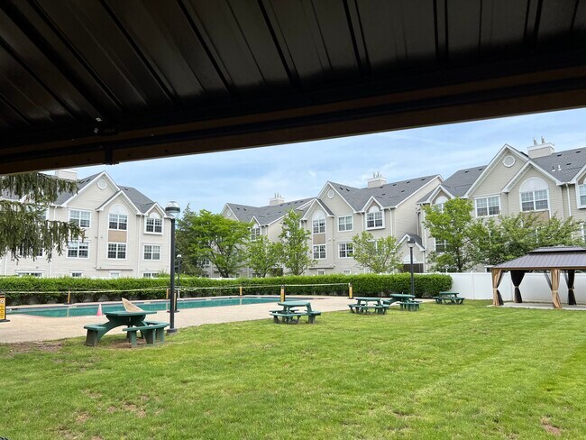 Building Photo - 152 Prestwick Way