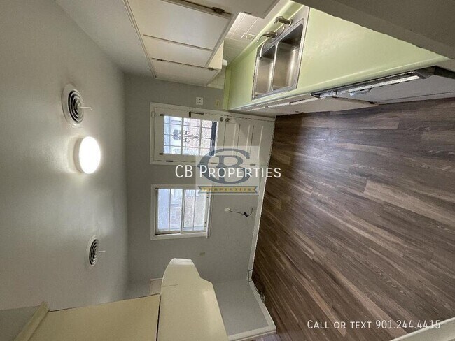 Building Photo - 1770 Dorrie Ln