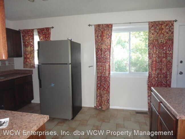 Foto del edificio - 3 br, 1.5 bath House - 5207 SW 27th St
