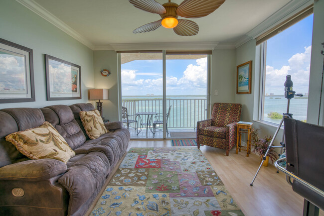 Building Photo - 8771 Estero Blvd