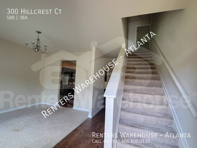 Building Photo - Spacious 5 Bedroom home in Hampton