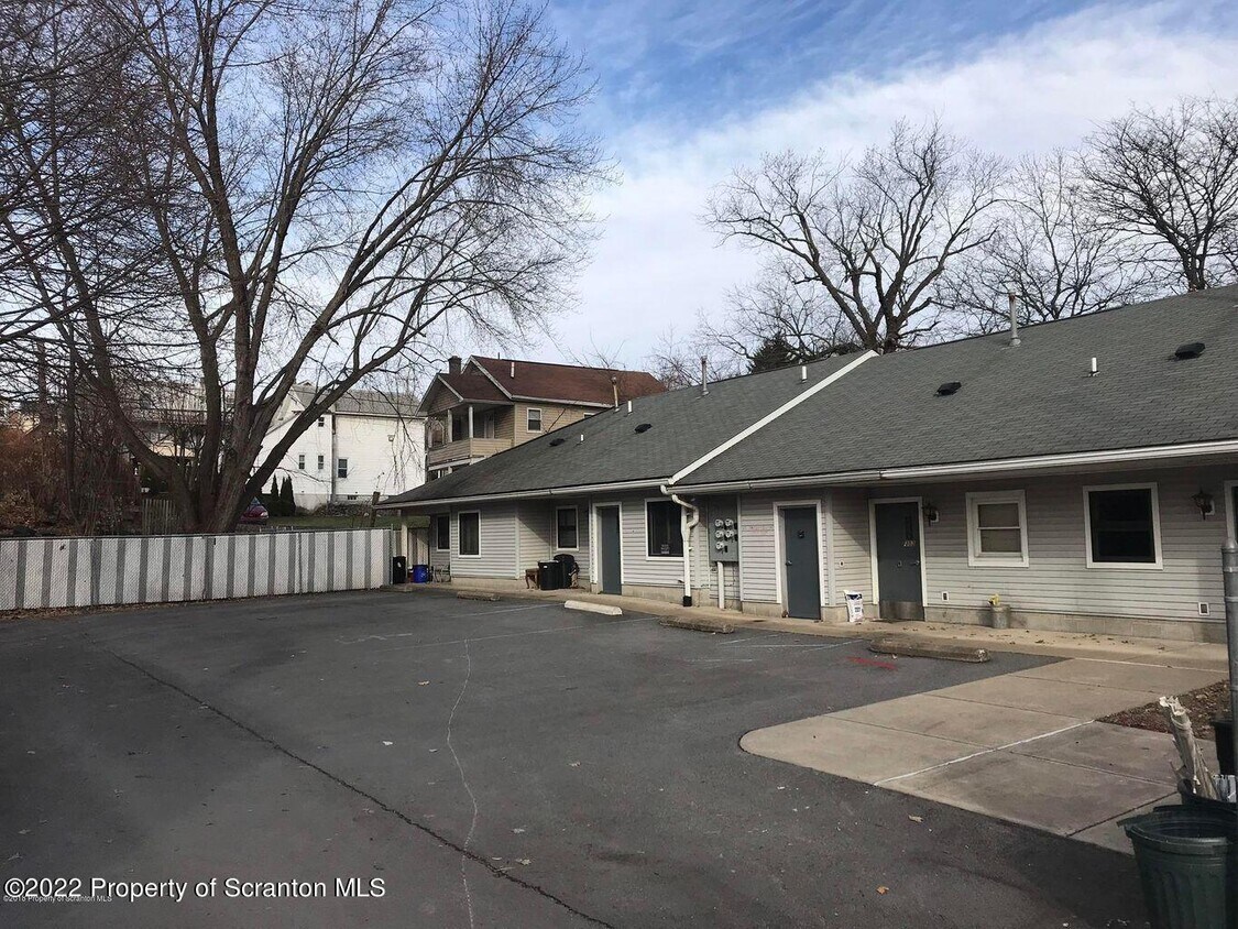 301 Emmett St, Scranton, PA 18505 House Rental in Scranton, PA