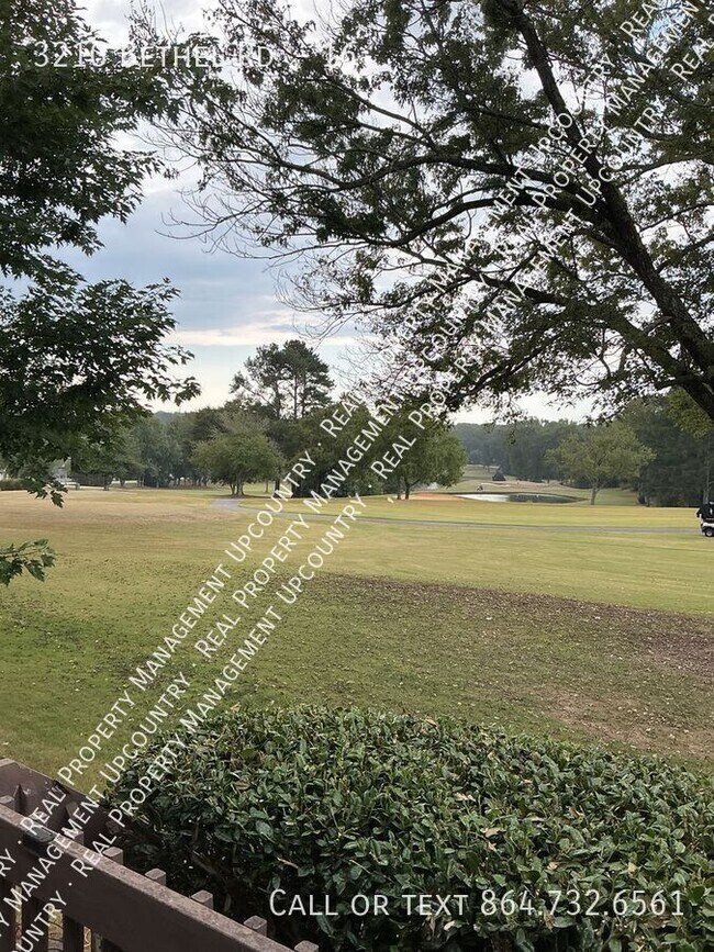 Foto del edificio - 3210 Bethel Rd