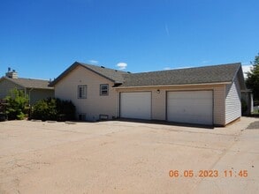 Building Photo - 1166 N 19th St