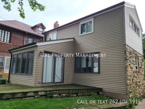 Building Photo - 3027 N Frederick Ave