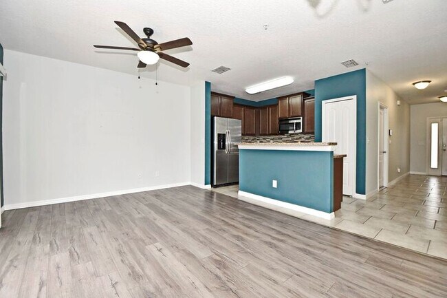 Foto del edificio - 1546 Downy Birch Ln