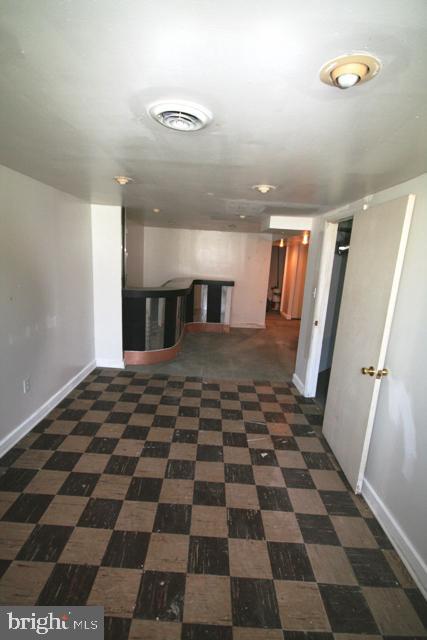 Building Photo - 2828 S 64th St