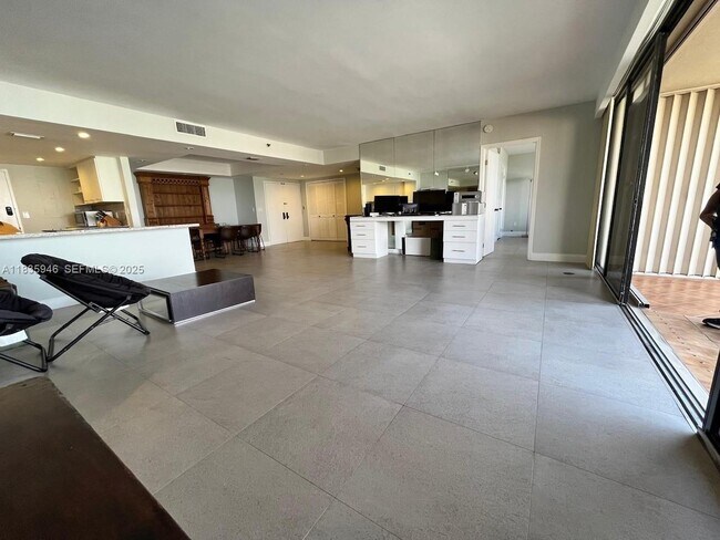 Foto del edificio - 11113 Biscayne Blvd