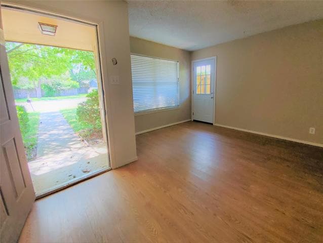 Building Photo - 1002 Mulkey Ln