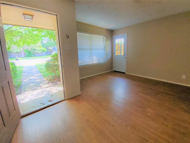 Foto del edificio - 1002 Mulkey Ln