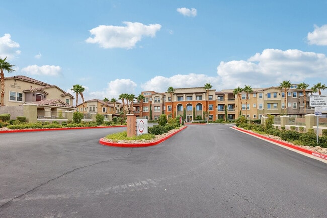 Building Photo - Elevate