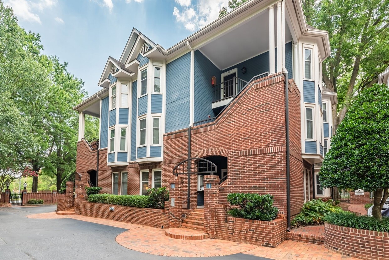 Primary Photo - Discover the Best of Downtown Living in Ra...