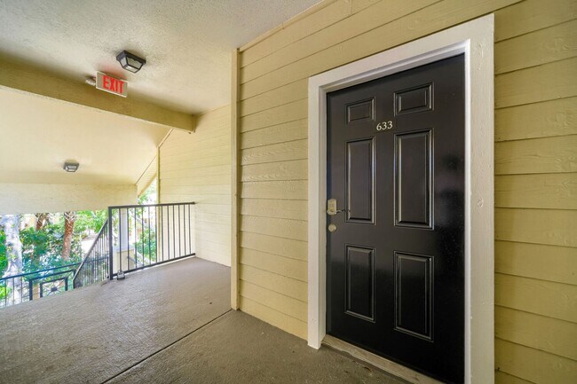 Foto del edificio - Great apartment for rent!