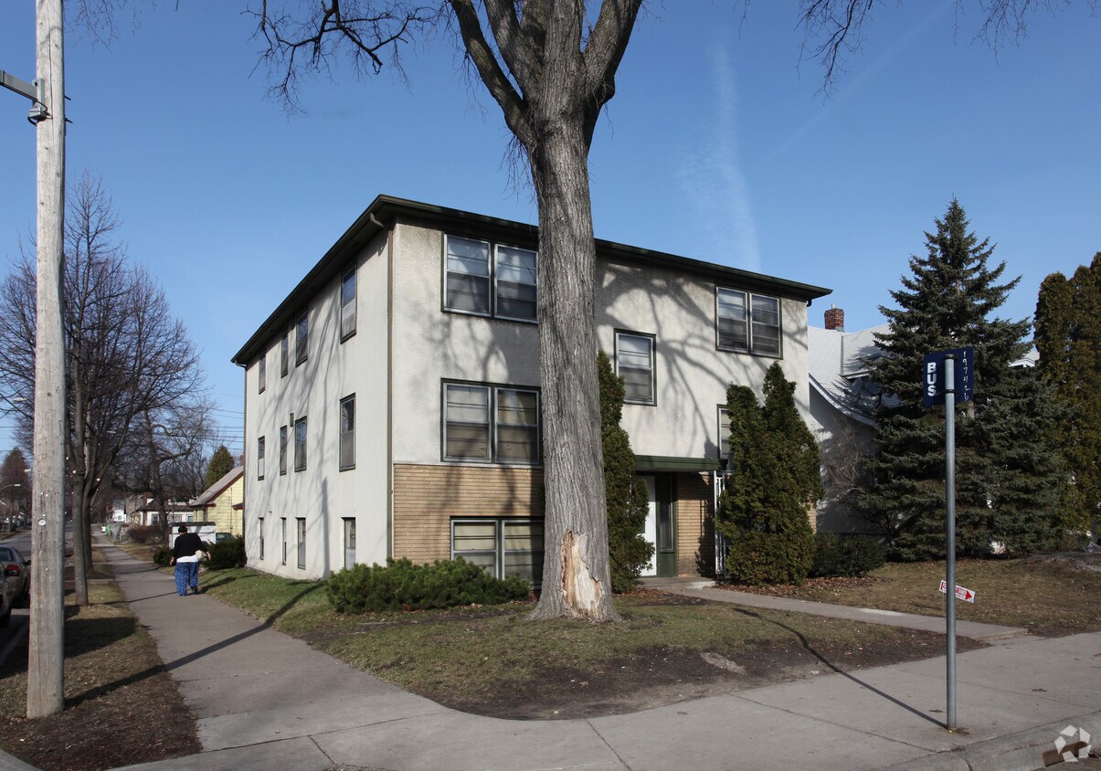 Building Photo - 3501 Freemont Ave N