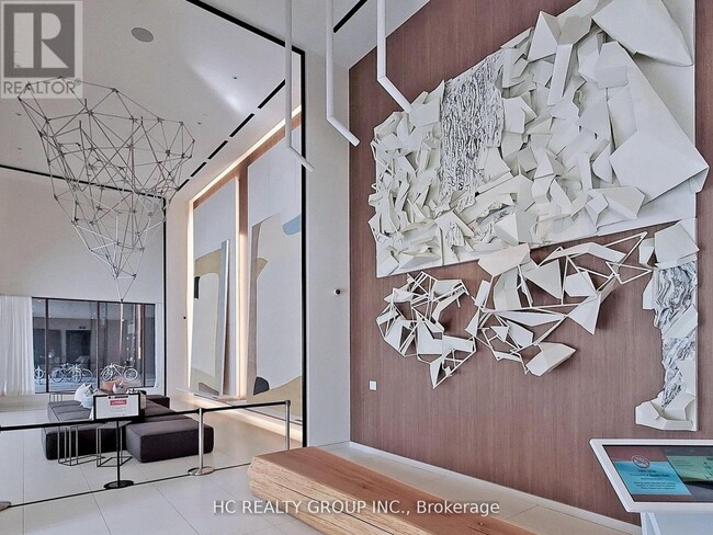 Building Photo - 15 Lower Jarvis St