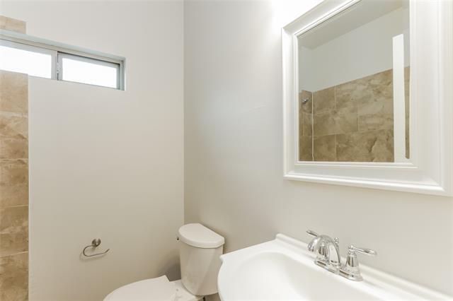 Foto del edificio - 4315 Bernal Dr
