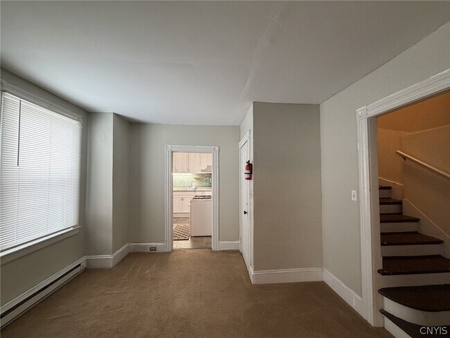 Foto del edificio - 7 S Washington St