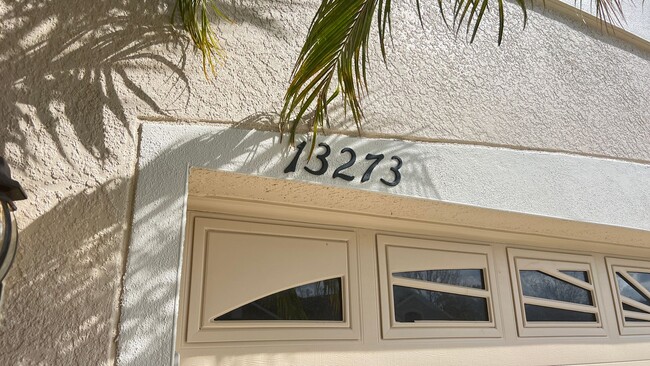 Building Photo - Beautiful 5br / 3ba In the desirable commu...