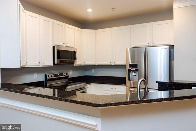 Building Photo - 6029 Blue Point Ct