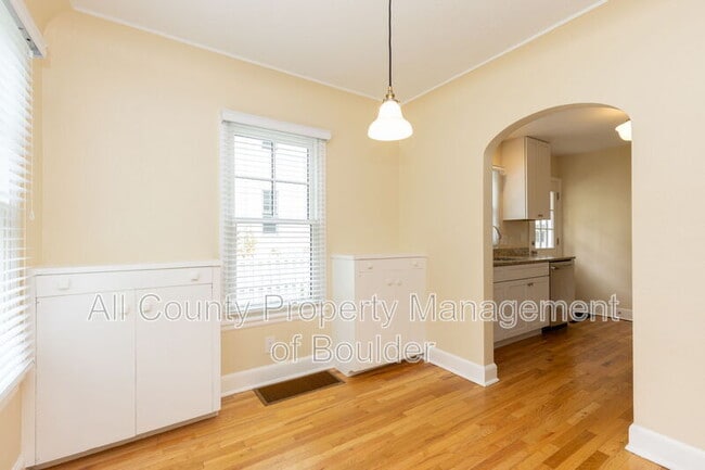 Building Photo - 3134 10th St