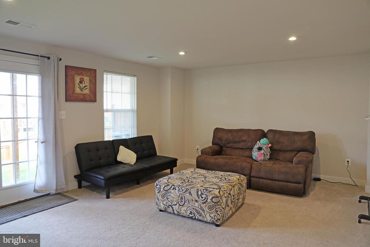 137 Montreal Way, Falling Waters, WV 25419 Townhouse for Rent in Falling Waters, WV