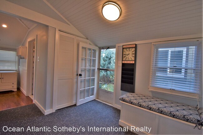 Foto del edificio - 2 br, 1.5 bath House - 124 Rodney Avenue