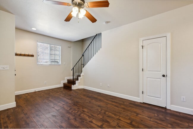 Building Photo - 3004 Portola Way