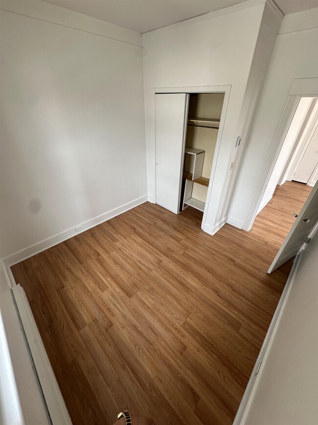 Building Photo - 173 CORABELLE Ave