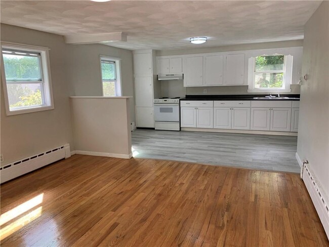 Building Photo - 15 Virginia Ave