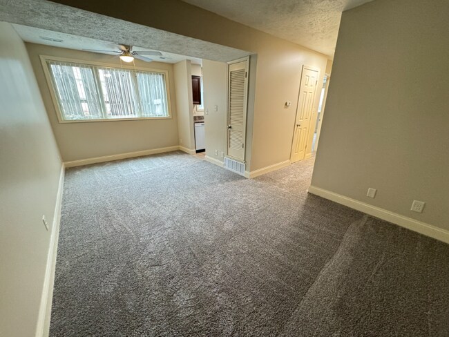 Building Photo - 1531 D St